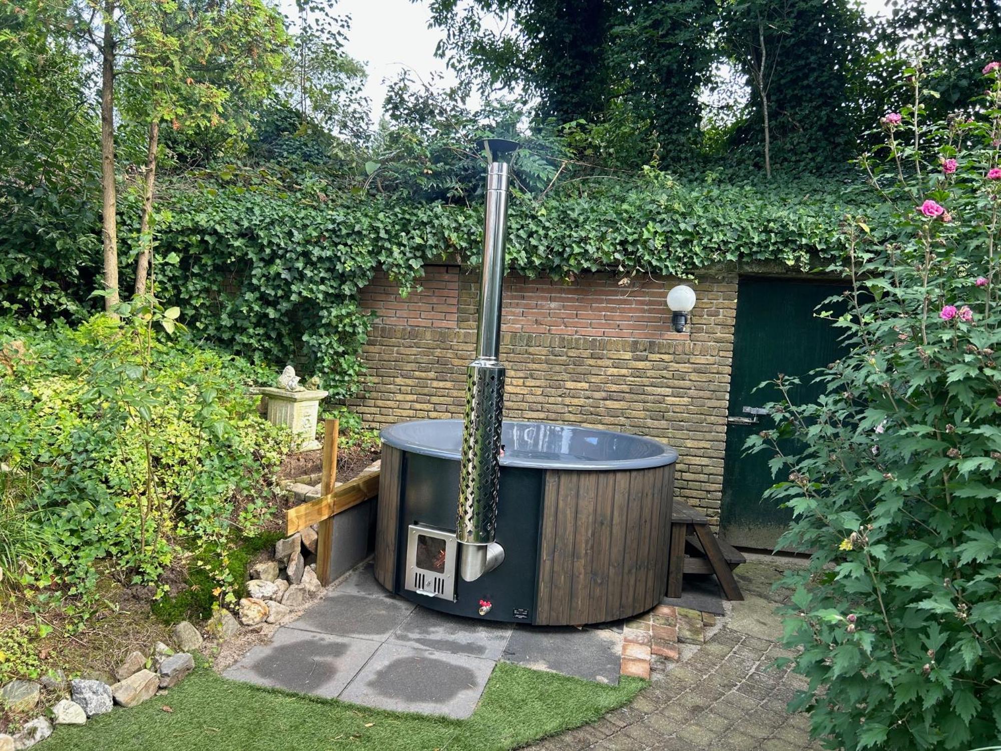 Bosboerderij De Goudsberg Met Hottub In Tuin Villa Lunteren Luaran gambar